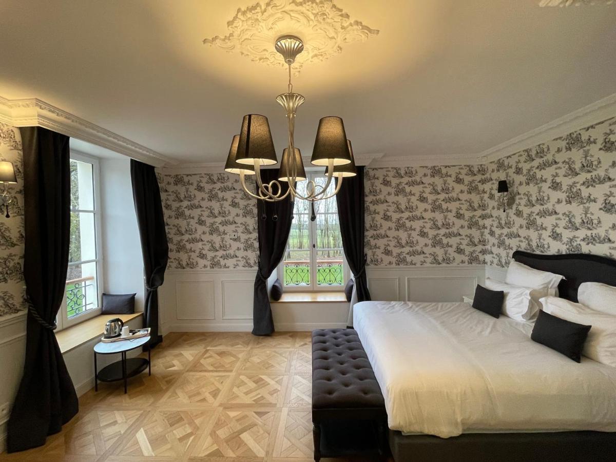 Chateau Des Hauts De Provins Hotel Champcenest Exterior photo